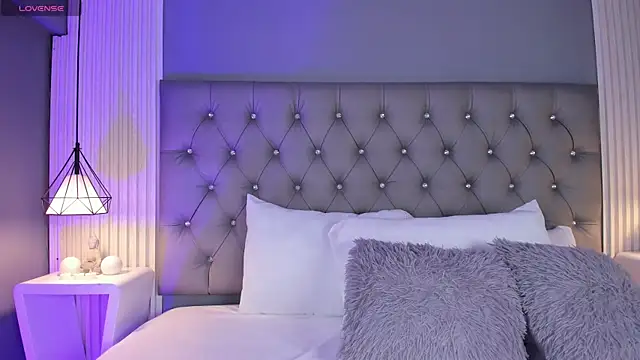 VioletthaRous online show from February 2026 10:42:01 PM