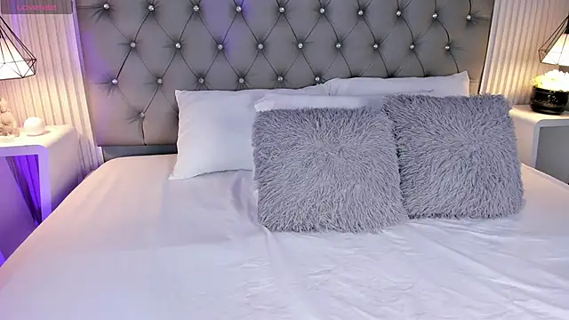 VioletthaRous online show from March 2026 10:39:02 PM