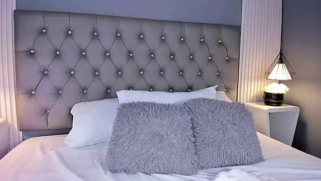 VioletthaRous online show from March 2026 10:39:01 PM