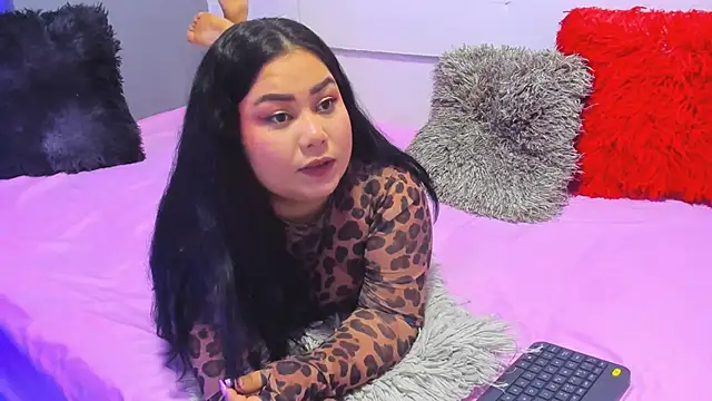 Snapshot of victoriajk chatting on February 2026 12:45:02 PM victoriajk online show from February 2026 12:45:02 PM