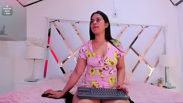 naughty  sara online show from March 2025 02:53:02 PM