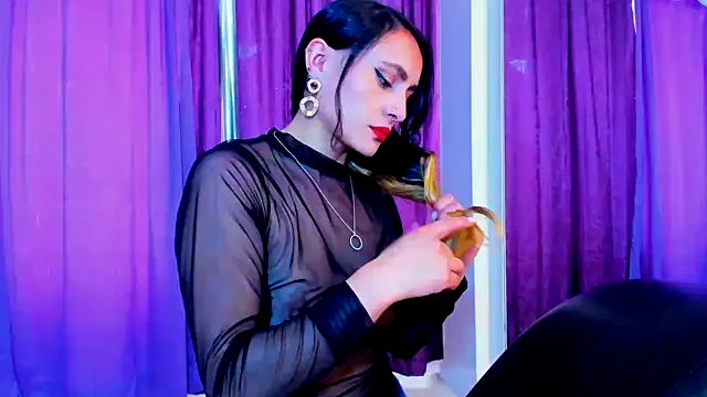 Coral Gibson online show from February 2025 06:43:01 PM