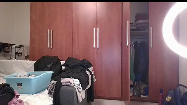 KarolinaReaper online show from March 2025 08:33:02 PM