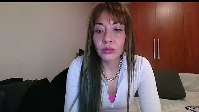KarolinaReaper online show from March 2025 05:33:02 PM