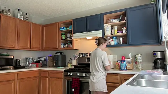 Maxinebabyyy online show from October 2025 03:31:02 PM