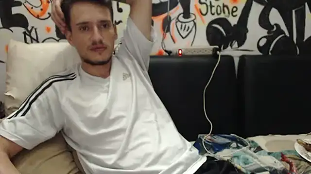 Snapshot of roystonee01 chatting on February 2026 02:37:01 AM roystonee01 online show from February 2026 02:37:01 AM