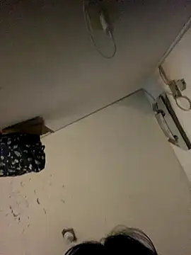 Carolinen online show from September 2025 04:30:01 PM