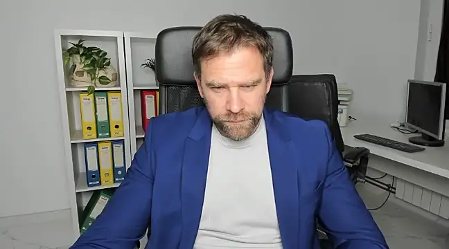 John-E-Dough online show from December 2024 04:56:02 AM