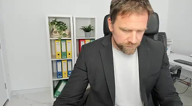 John-E-Dough online show from December 2024 08:12:01 AM