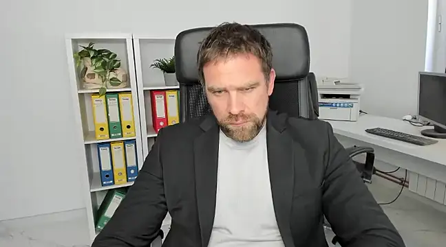 John-E-Dough online show from December 2024 07:18:02 AM