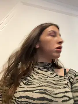 SashaBelle  online show from March 2025 04:57:02 AM