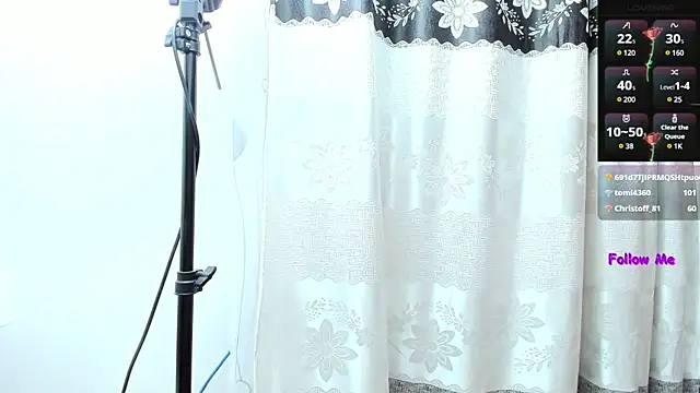 Camcrush   online show from February 2025 10:37:01 PM