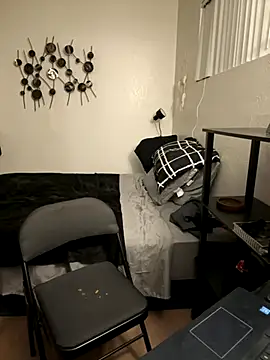 PEGATIVET online show from October 2025 09:43:02 AM