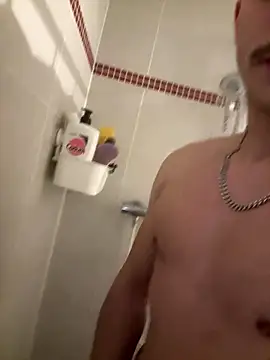 lescro95  online show from January 2026 05:29:02 PM