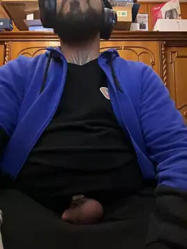 Dikkiduohottt online show from December 2024 01:47:02 AM