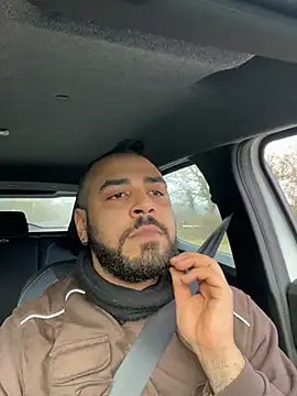 Dikkiduohottt online show from February 2026 03:23:01 PM