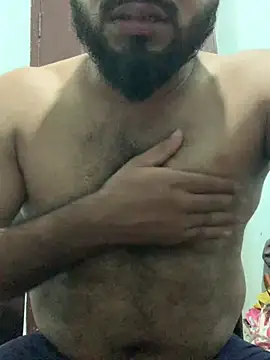 Snapshot of desiduzz21 chatting on December 2024 08:50:01 PM desiduzz21 online show from December 2024 08:50:01 PM