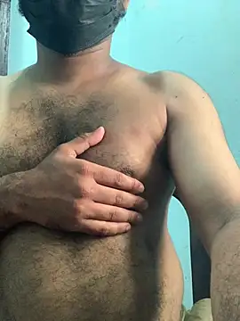 Snapshot of desiduzz21 chatting on December 2024 09:17:02 AM desiduzz21 online show from December 2024 09:17:02 AM