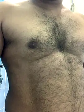 Snapshot of desiduzz21 chatting on December 2025 08:57:02 PM desiduzz21 online show from December 2025 08:57:02 PM