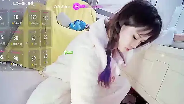 Snapshot of CN-Shanshan chatting on November 2025 12:49:02 AM CN-Shanshan online show from November 2025 12:49:02 AM