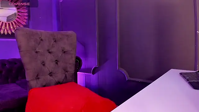 Lucy Williiams online show from January 2025 07:11:01 AM