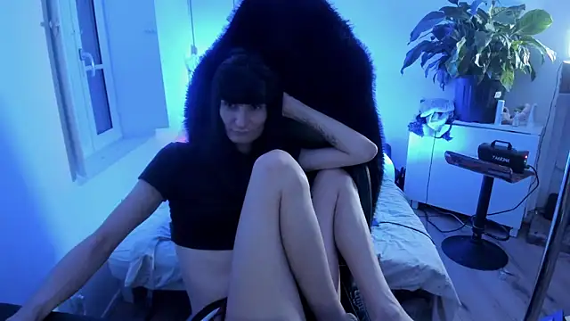 Snapshot of CeriseLapine chatting on September 2025 09:19:01 PM CeriseLapine online show from September 2025 09:19:01 PM