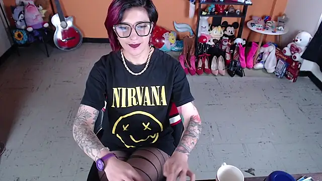 MissMiia2 online show from January 2025 12:15:01 PM