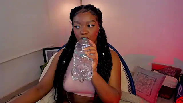 Im Maria online show from October 2025 04:07:02 AM