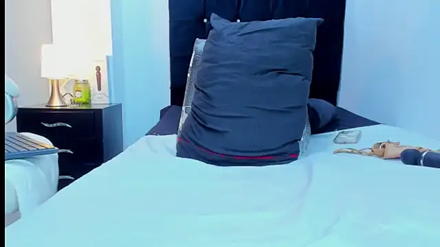 kathyajhonss online show from February 2025 01:36:01 AM