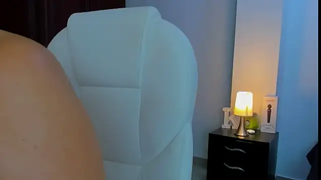 kathyajhonss online show from March 2025 11:07:01 PM