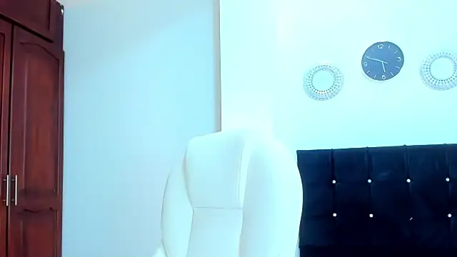 kathyajhonss online show from July 2026 10:50:02 PM