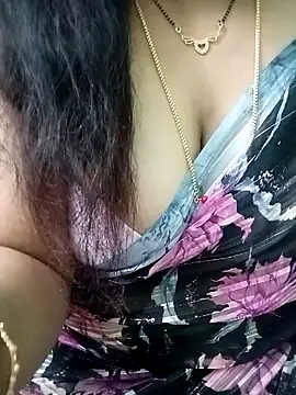 Snapshot of your-sameera chatting on March 2025 01:03:02 AM your-sameera online show from March 2025 01:03:02 AM