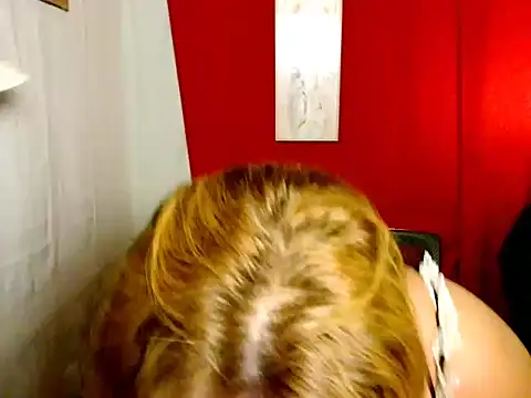 UrAmazingCassy online show from September 2025 03:28:01 PM