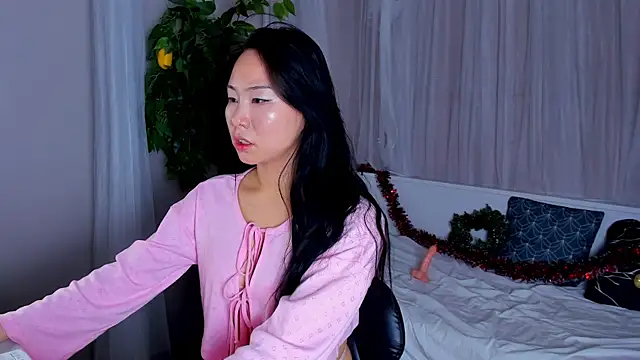 Inari Okami  online show from December 2024 07:13:02 PM