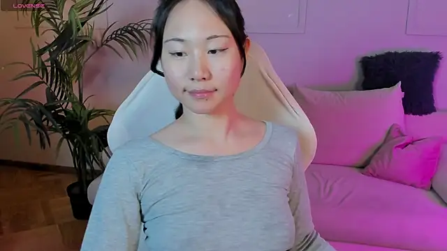 Inari Okami  online show from February 2025 05:04:02 PM