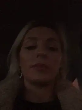 Snapshot of Diamond_Bunny_ chatting on December 2024 01:11:02 PM Diamond Bunny online show from December 2024 01:11:02 PM