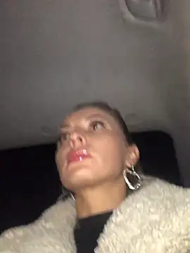 Snapshot of Diamond_Bunny_ chatting on January 2025 02:07:01 PM Diamond Bunny online show from January 2025 02:07:01 PM