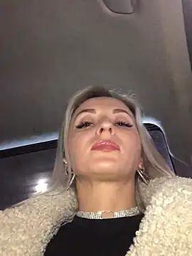 Snapshot of Diamond_Bunny_ chatting on January 2025 02:56:02 PM Diamond Bunny online show from January 2025 02:56:02 PM