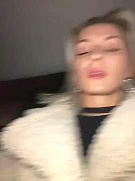 Snapshot of Diamond_Bunny_ chatting on January 2025 03:13:02 PM Diamond Bunny online show from January 2025 03:13:02 PM