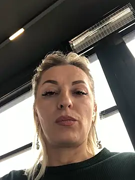 Snapshot of Diamond_Bunny_ chatting on March 2025 11:50:02 AM Diamond Bunny online show from March 2025 11:50:02 AM