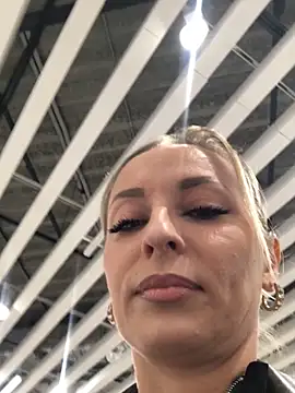 Snapshot of Diamond_Bunny_ chatting on September 2025 04:54:02 PM Diamond Bunny online show from September 2025 04:54:02 PM