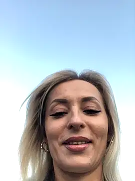 Snapshot of Diamond_Bunny_ chatting on November 2025 02:38:01 PM Diamond Bunny online show from November 2025 02:38:01 PM