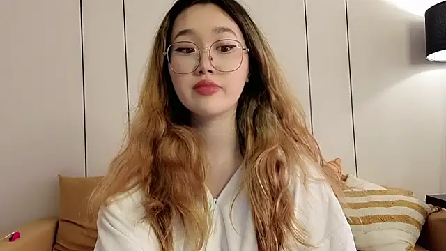 Jennatyan online show from April 2026 06:16:01 AM