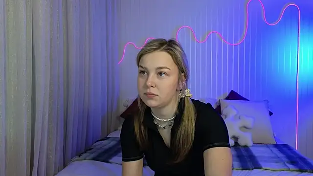 Snapshot of Mel_Nelson chatting on January 2025 03:34:02 AM Mel Nelson online show from January 2025 03:34:02 AM