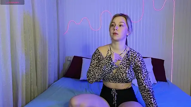 Snapshot of Mel_Nelson chatting on January 2025 03:45:01 AM Mel Nelson online show from January 2025 03:45:01 AM