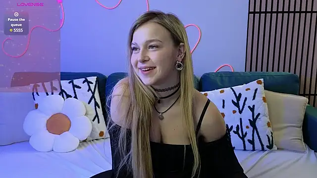 Snapshot of Mel_Nelson chatting on March 2025 07:48:01 AM Mel Nelson online show from March 2025 07:48:01 AM