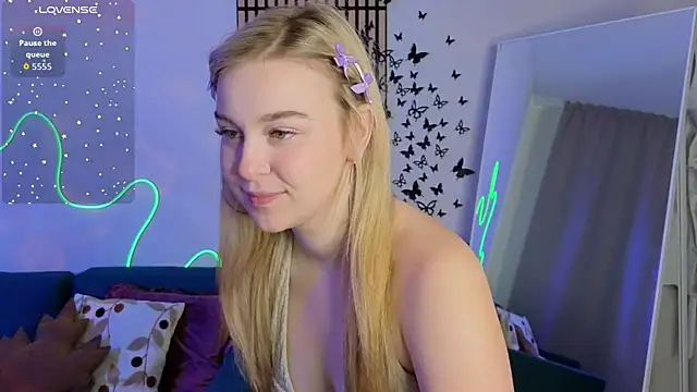 Snapshot of Mel_Nelson chatting on December 2025 07:46:02 AM Mel Nelson online show from December 2025 07:46:02 AM