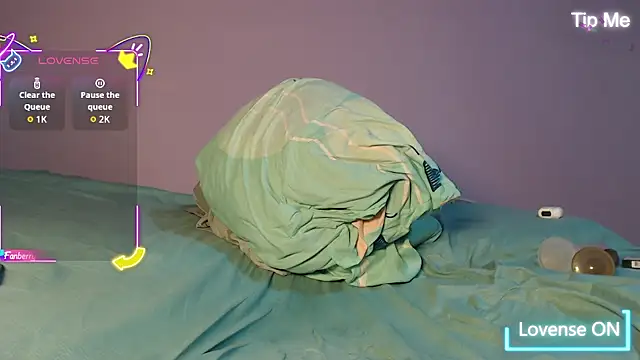 Dante Bear  online show from November 2025 08:15:01 AM