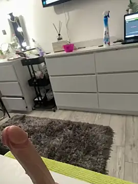 Snapshot of krysstal003 chatting on December 2024 10:30:01 PM krysstal003 online show from December 2024 10:30:01 PM