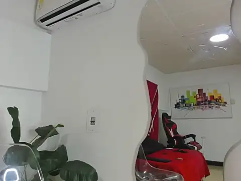 Milanxht online show from September 2025 09:09:02 PM